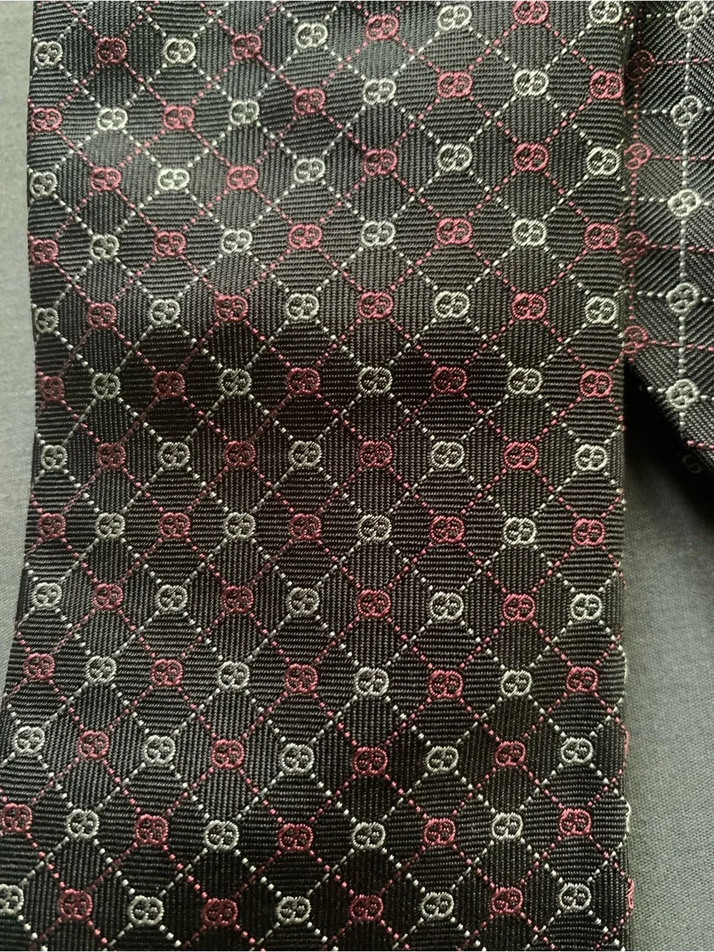 Gucci Men’s Silk Tie Black Red & Gold GG Monogram 3.25” Width Designer